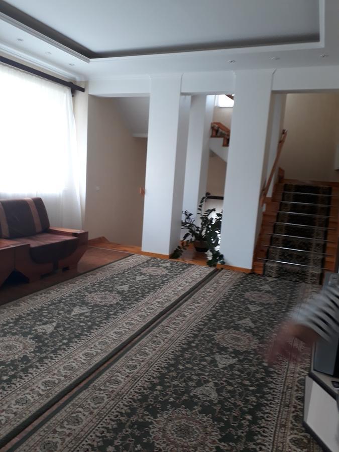 فندق تشيرنيهيفسكافي  Uyut المظهر الخارجي الصورة
